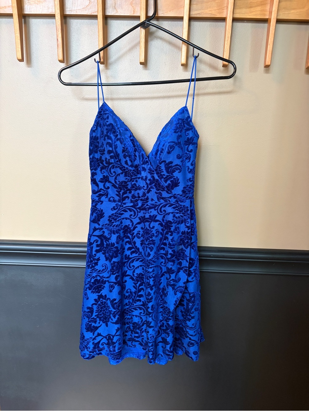 City Studio Royal Blue Flocked Velvet Damask Fit & Flare Mini Dress XS Open Back